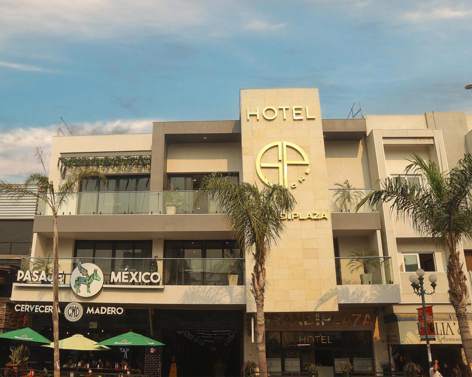 Hotel Grand One Plaza Tijuana Exterior foto